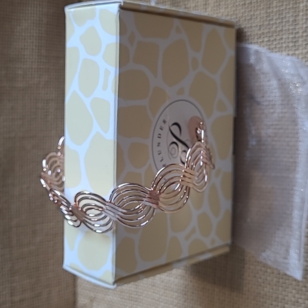 New Plunder Strength Cuff Bracelet